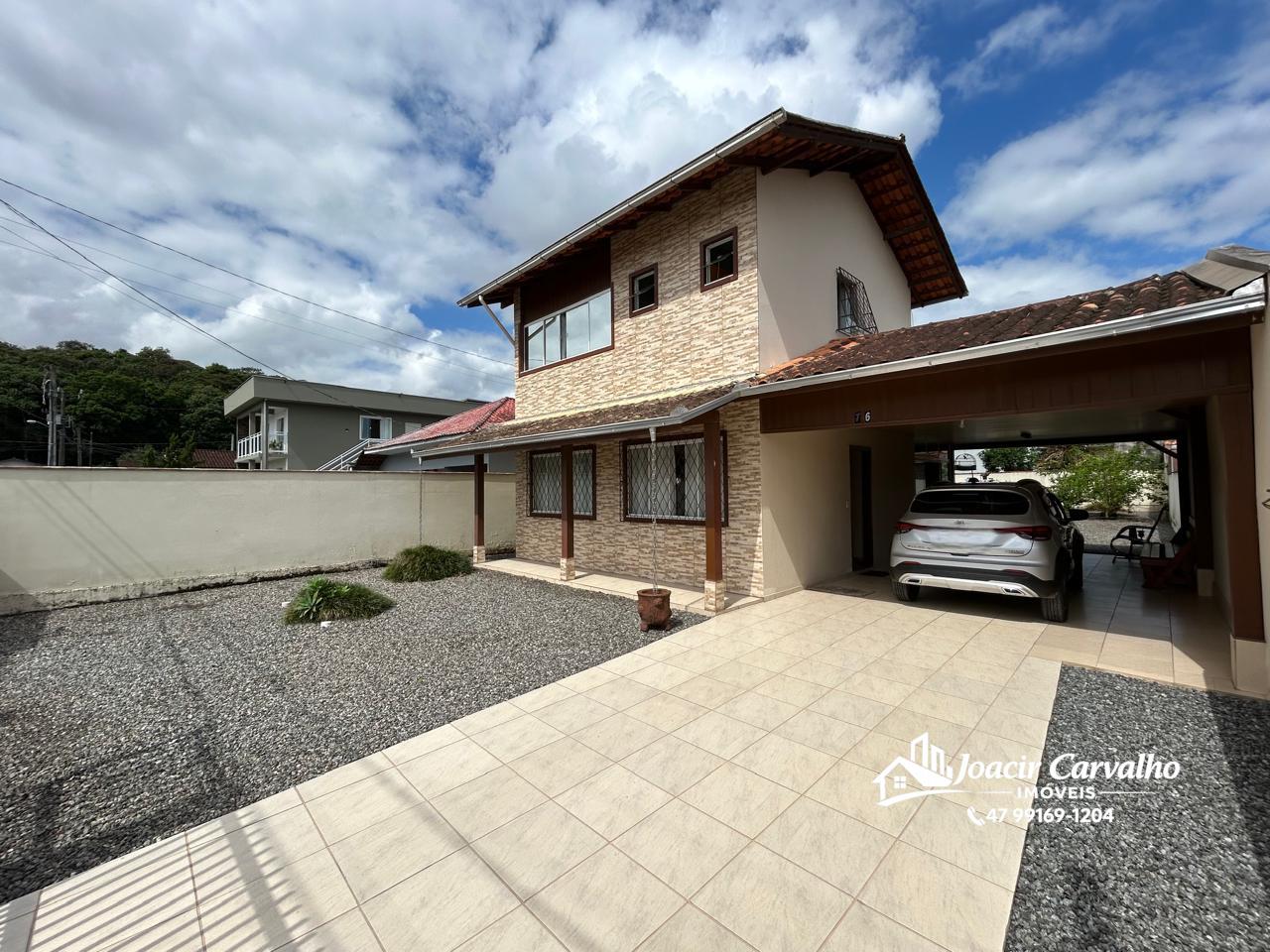 Sobrado para Venda, em Joinville, bairro Boehmerwald, 2 dormit�rios, 2 banheiros, 1 su�te, 2 vagas