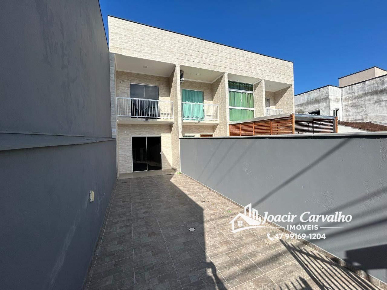 Geminado para Venda, em Joinville, bairro Nova Bras�lia, 3 banheiros, 2 su�tes, 2 vagas